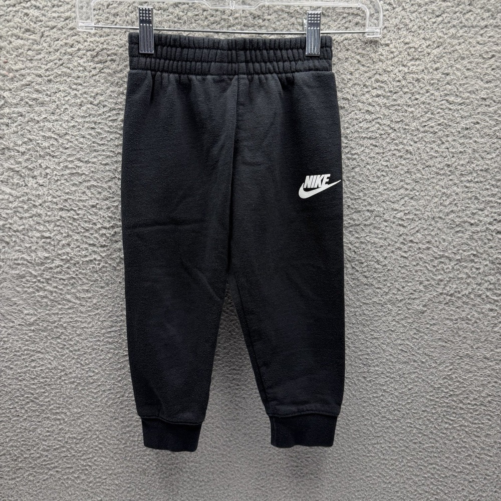 Nike Sweat Pants Boys Size 4 (XS) Black Swoosh Logo Joggers Boys Size 4 (XS)